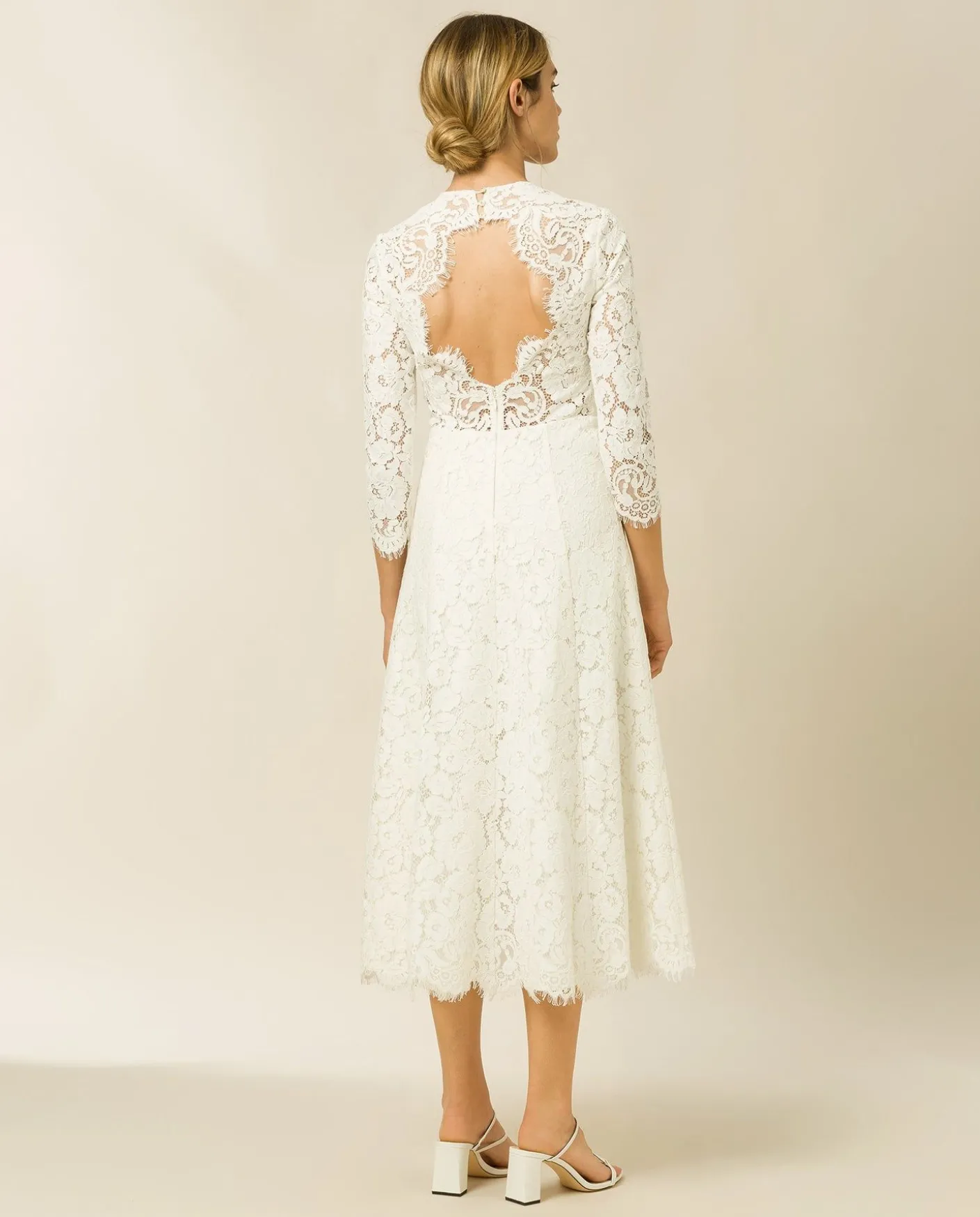 City Hall|IVY OAK Madeleine Bridal Dress